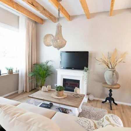 Bed & Breakfast The Wellness 4*