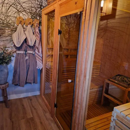 The Wellness 4* Dordrecht